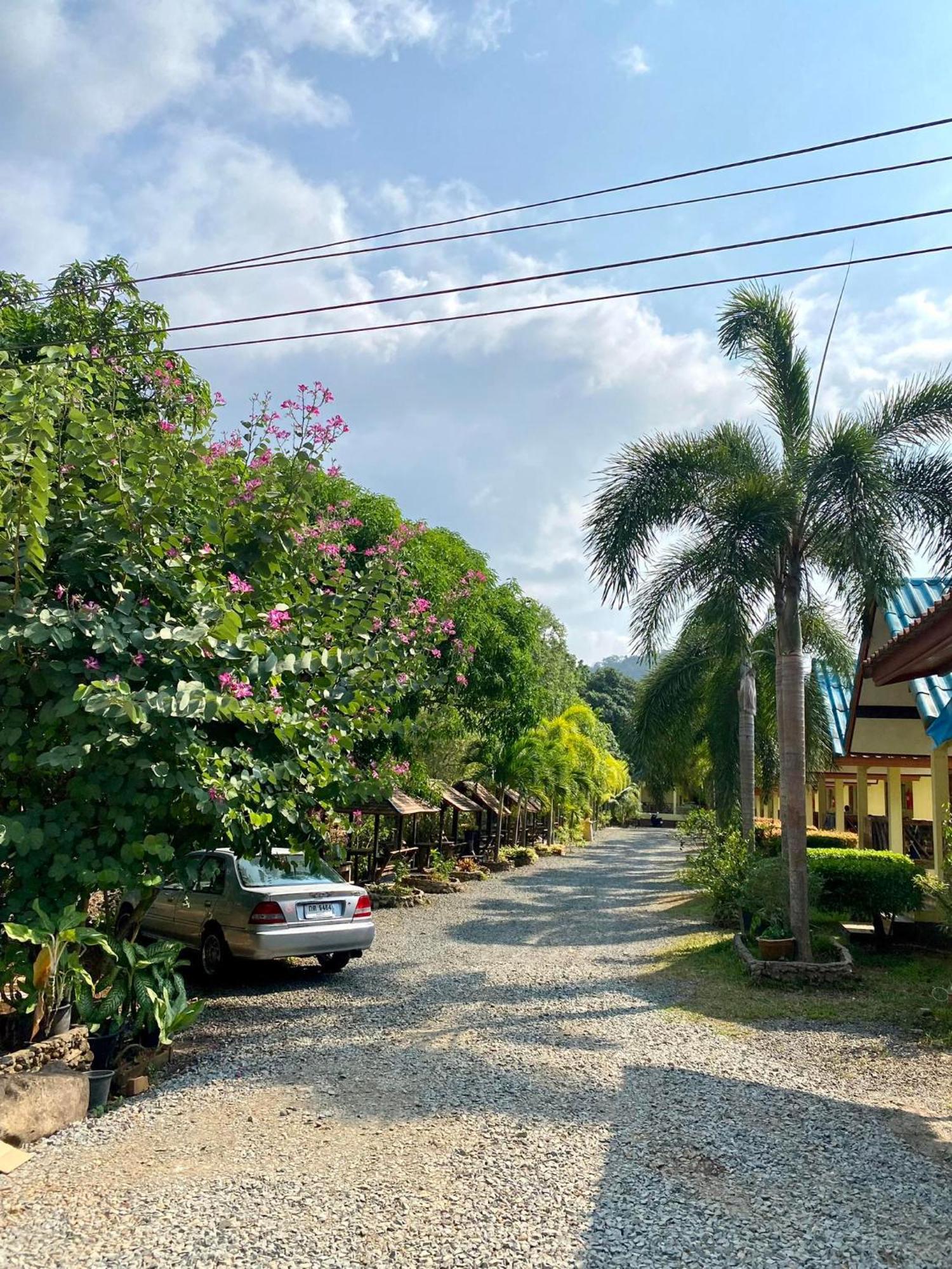Baanrimklong Bungalow Koh Chang Buitenkant foto