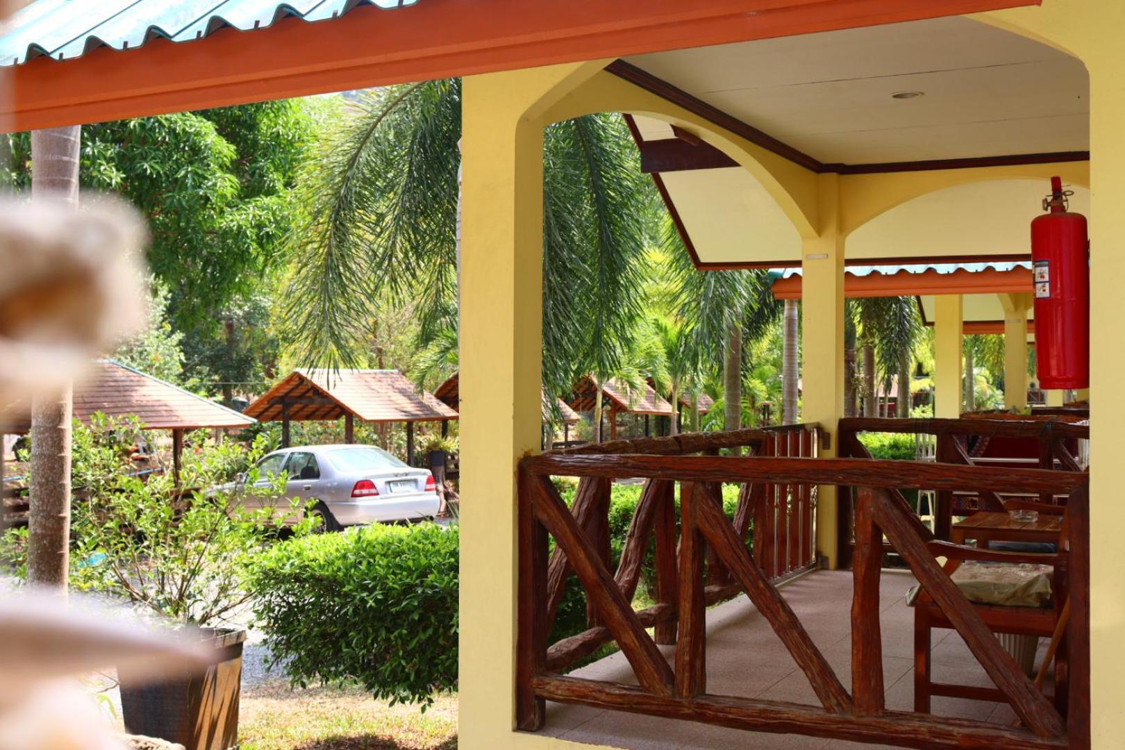Baanrimklong Bungalow Koh Chang Buitenkant foto